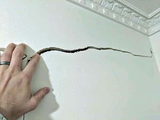 Interior Wall Cracks Caused By Soil And Foundation Movement