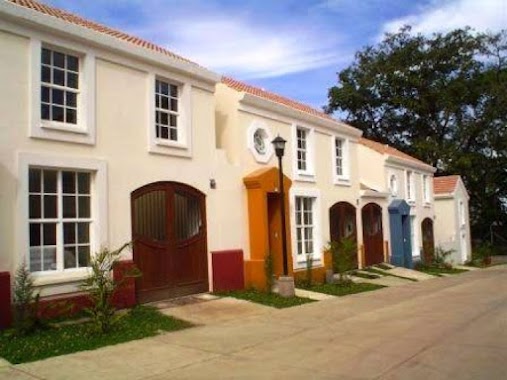 Condominio San Agustín Condado Naranjo, Author: Rodrigo J. Gramajo