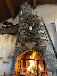 Photo n°35 de Restaurant La Bergerie - Terrasse ensoleillée à Val-Cenis (Bar lounge)