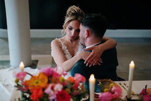 Photo n°7 de Coiffure&Co - coiffure et maquillage mariage à domicile à Narbonne (Prestataire de mariage)
