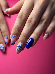 Photo n°15 de BlondyNails à Niort (Salon de manucure)