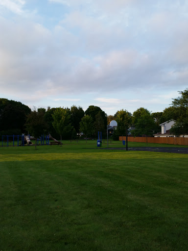 Merri-Hill Park - Thumbnail