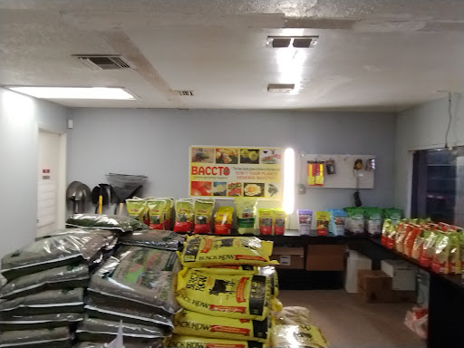 M&M Pet Feed Store and landscape supplies - Thumbnail