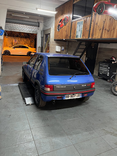 LUXE GARAGE - Thumbnail