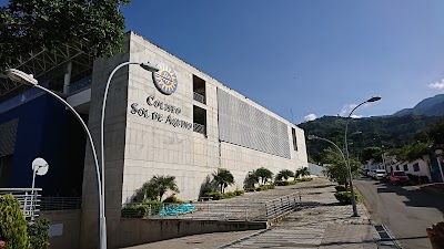 Photos of St. Thomas University campus Piedecuesta