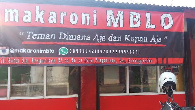 Makaroni MBlO, Author: fathur rahman asbah