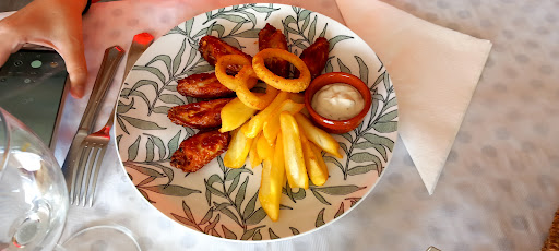 Toño's - Visual