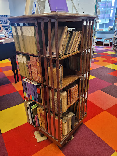 Antiquarian Looijenstijn