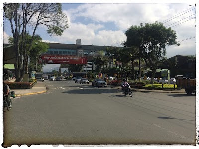 Photos of Mayorista Medell&iacute;n
