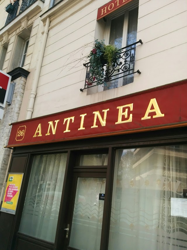 L'Antinea Café