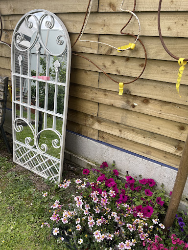 Avery's Garden Centre - Thumbnail