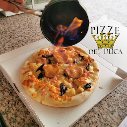 Photo n°18 de Pizze Del Duca à Bazas (Bar à vin)