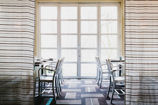 Floataway Cafe by null