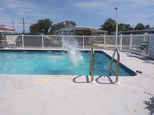 Cardinal Court Mobile Home Park - Thumbnail
