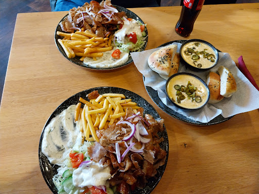 Piccola Strada | Pizzeria und Grillhaus Papenburg - Thumbnail