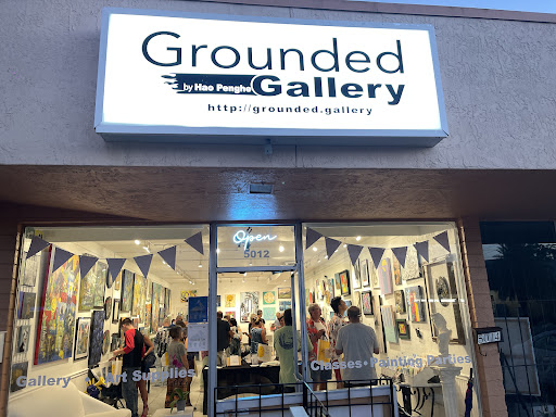 Grounded Gallery - Visual