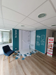 Photo n°7 de DOMetVIE Clermont-Ferrand Sud - Salle de bain, monte-escalier & aménagement PMR à Clermont-Ferrand (Fournisseur d'équipement de mobilité)