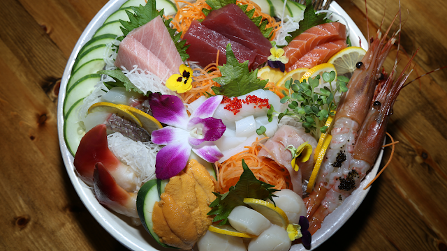 Ginza Sushi And Ramen