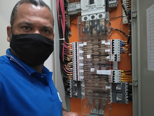 SOS ELETRICISTA 24H CARLOS ANDRÉ