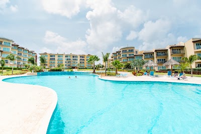 Photos of Oceania Deluxe Beachfront Condo resort by Prestige