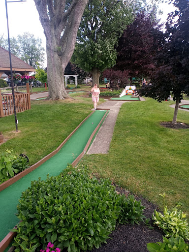 Allison's Mini Golf - Visual