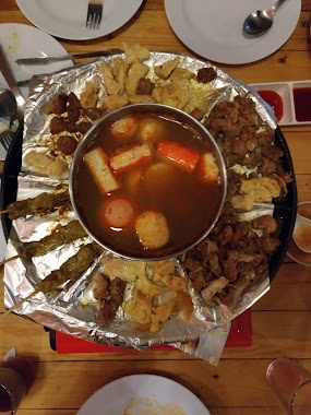 Omak Ai! Steamboat, Grill & Shell Out, Author: Changmin Qz