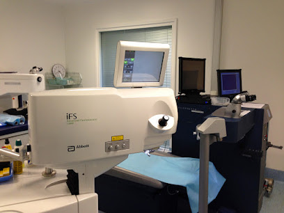 OPHTHALMOLOGY PARIS CENTER