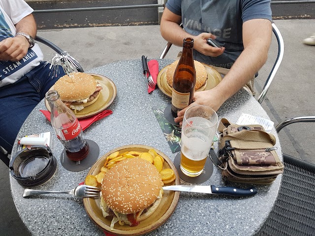 The Bogside Inn Irish Pub