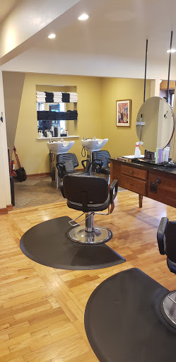 Madison Sparks Salon - Thumbnail