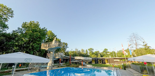 Schwimmbad Suhr - Buchs - Gränichen - Parkhaus