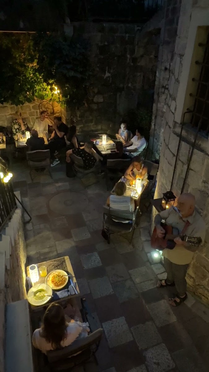 Ombra Restaurant — photo 5