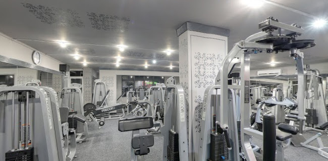 fitness LiveMax/ Фитнес в Китен/ Протеинов бар/ Сауна/ Масажи/ Gym Китен