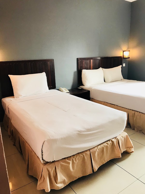 Family Hotel Sdn Bhd 60 3 3343 7000 No 26 Lorong Gopeng Kawasan 18 41400 Klang Selangor Malaysia