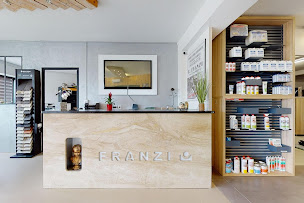 Photo n°7 de Marbrerie FRANZI à École-Valentin (Entrepreneur spécialisé dans le marbre)