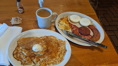 Cracker Barrel Old Country Store