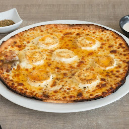 Photo n°8 de Distributeur Pizza Énergie à Aigondigné (Restaurant italien)