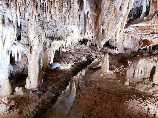 Jacob's Cave - Visual