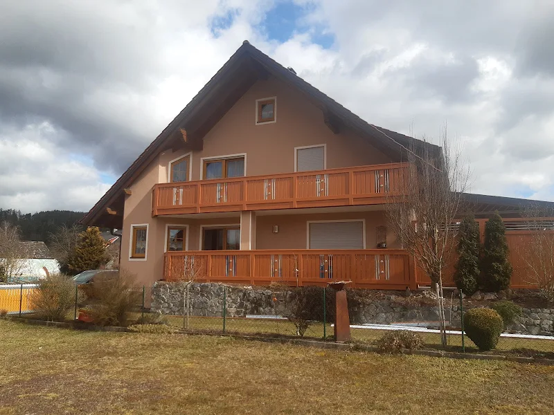 TDKB - Strasser photo