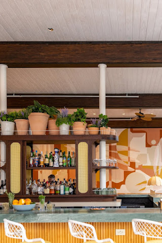 Bar Bibi by null