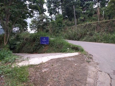 Photos of Senimra Deniyaya