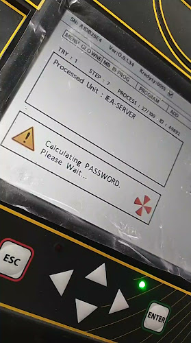 Schlüsselnotdienst Schlüsseldienst Aufsperrdienst Autonotöffnung Auto­schlüssel Service - Ślusarz