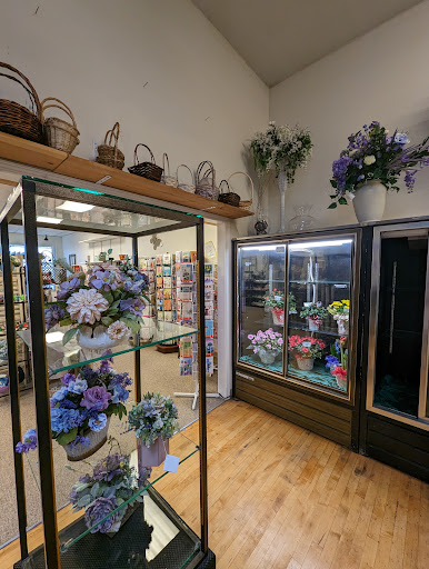 Heartstrings Florists & Artisans LLC - Thumbnail