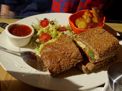 Photos of Cinema Caf&eacute;