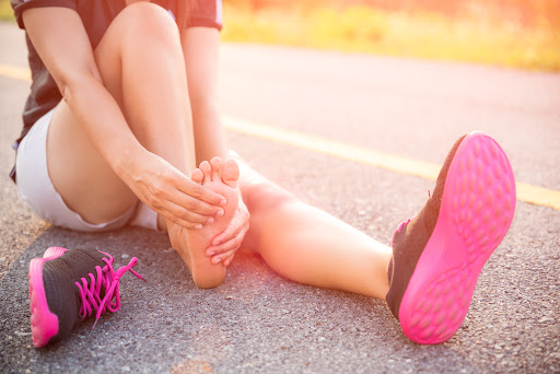 Early evaluation is important to identify the underlying cause and prevent further strain. Physio…