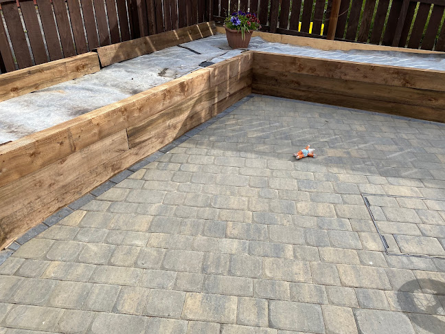 Landscape Gardener in Durham - KMB Groundworks and paving services - Construction company