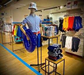 Photo n°23 de Galeries Lafayette Toulon à Toulon (Magasin de chaussures)