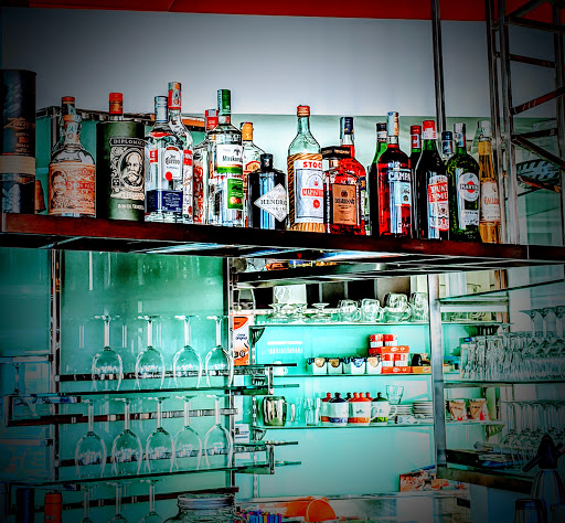 Roxy Bar S.R.L. - Visual