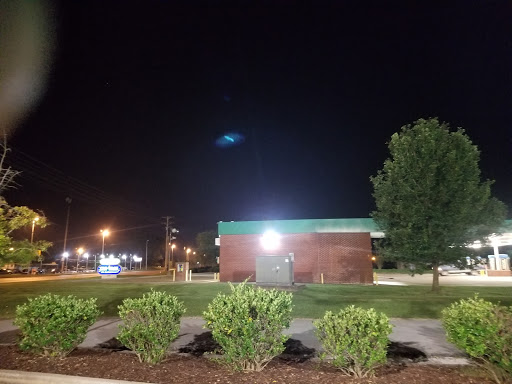 Cloverdale Road Car Wash - Thumbnail