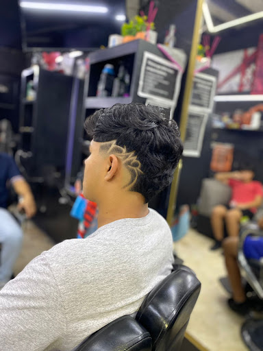 𝓜𝓸𝓼𝓽𝓪𝓬𝓱𝓮 barbería