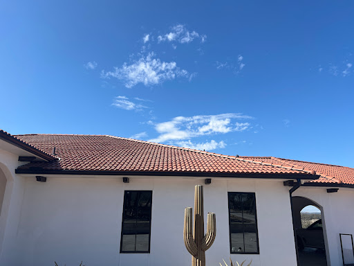 Uno Roofing - Visual
